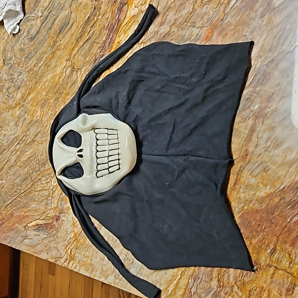Halloween scream ghost mask GLOWS